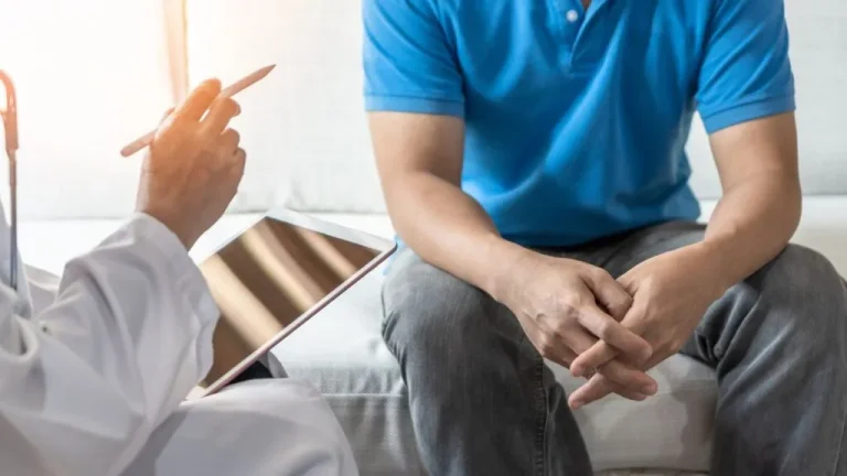 mens-health-expert-discussing-with-a-male-patient-1024x576