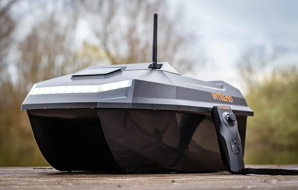 twelvefeetmag_Intrepid_Baitboat-4-1200x768