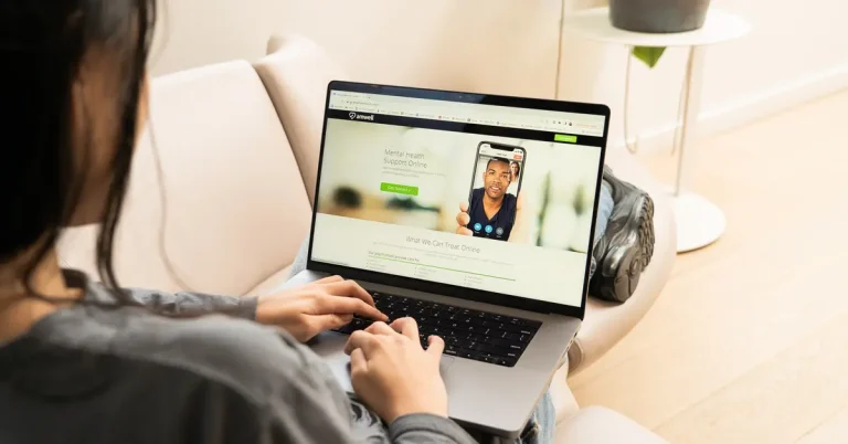 onlinetherapy-2048px-06692-768x402